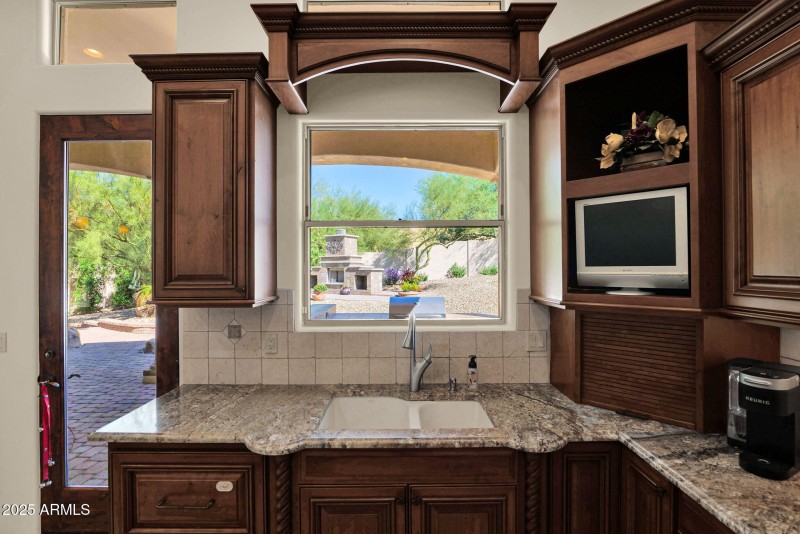 54-web-or-mls-P1315204