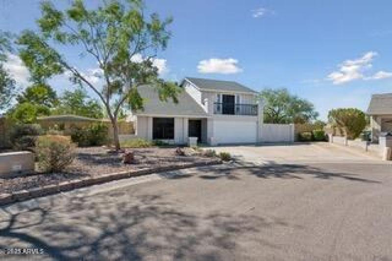 2-web-or-mls-4548-w-villa-theresa-dr