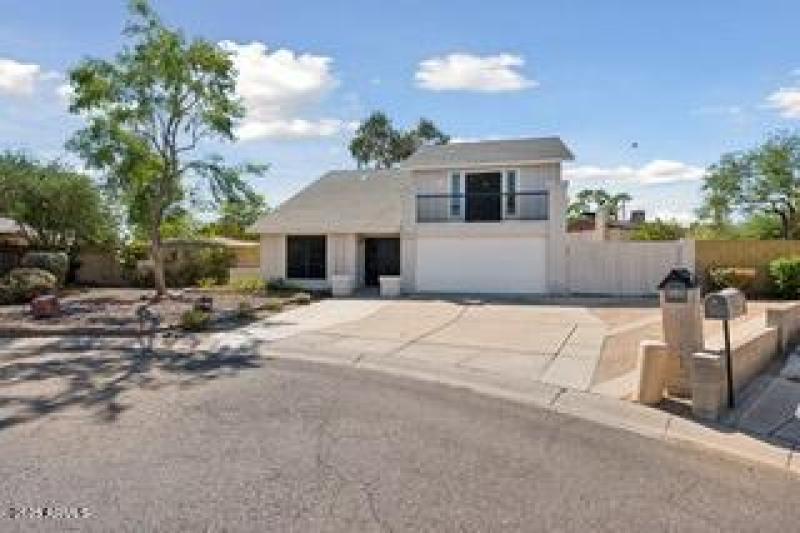 3-web-or-mls-4548-w-villa-theresa-dr