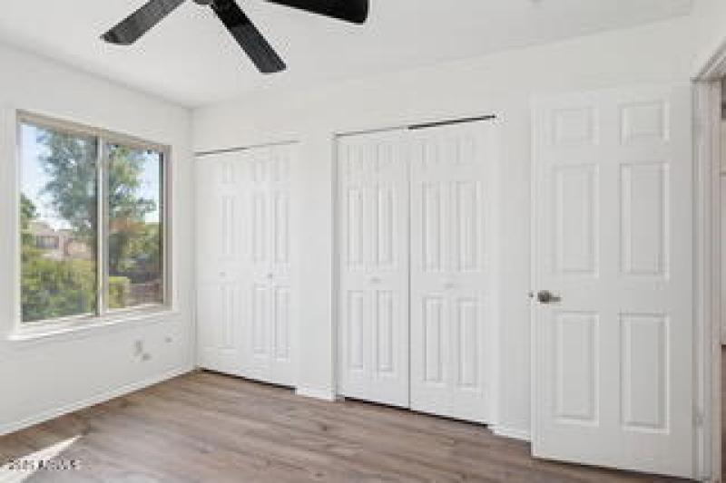 39-web-or-mls-4548-w-villa-theresa-dr