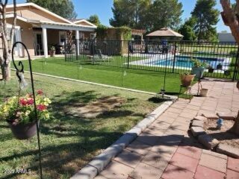 4A1555F0-6A1C-4759-8856-DE4CA4C5C496