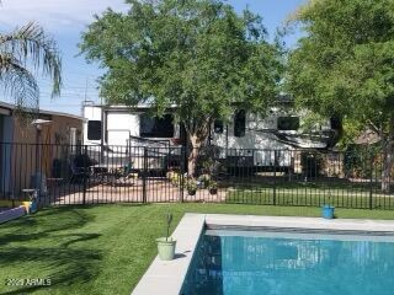 B7B142C5-3F3F-46F5-BF01-697EDC6C0FD2