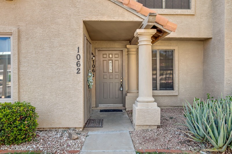 5704 E Aire Libre Ave Unit 1061-4