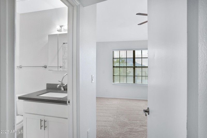 5704 E Aire Libre Ave Unit 1061-22