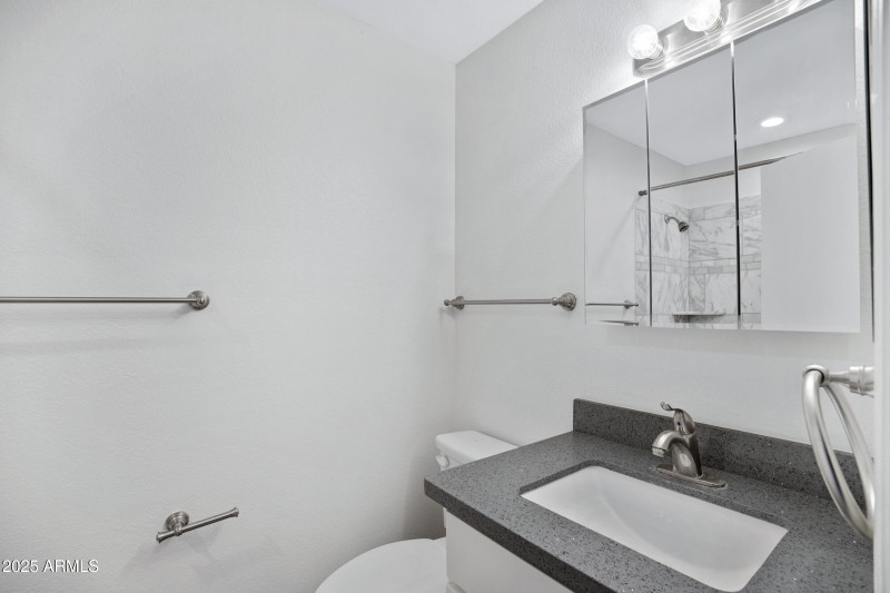 5704 E Aire Libre Ave Unit 1061-25