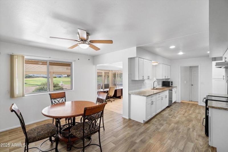 Breakfast Area to Kitchen