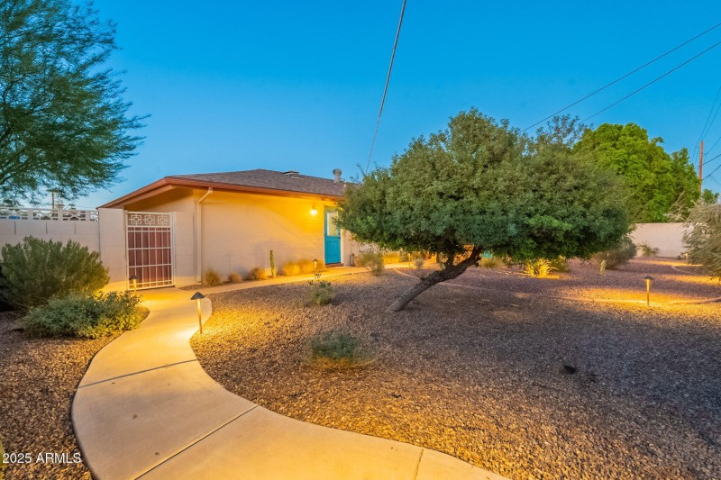 54-web-or-mls-Fairmont-twilight-15