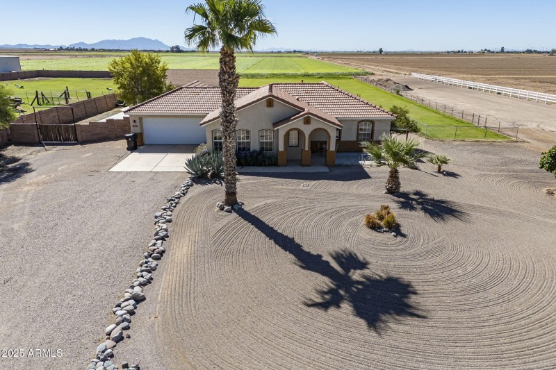 3-web-or-mls-Lauren - Aerial-3