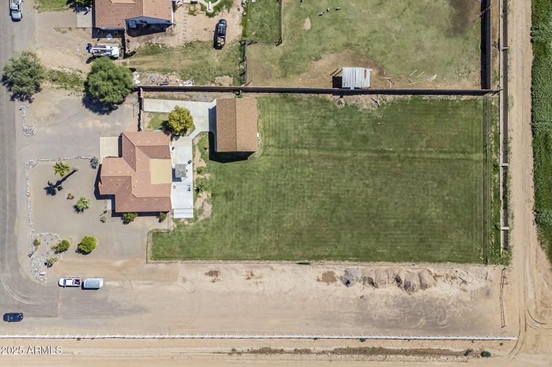 8-web-or-mls-Lauren - Aerial-8