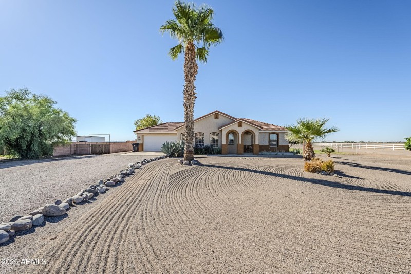 17-web-or-mls-Lauren-2