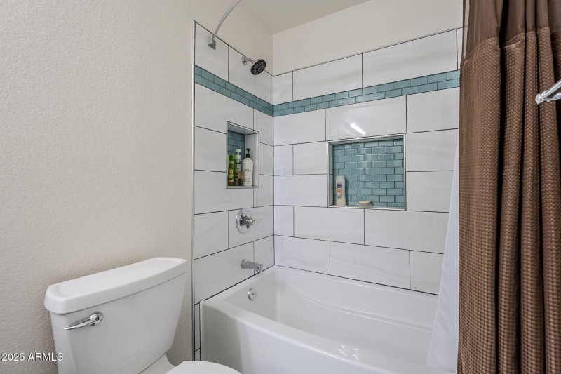 36-web-or-mls-Lauren-21