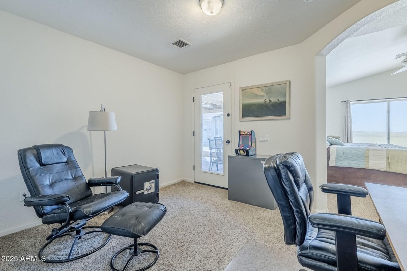 49-web-or-mls-Lauren-34