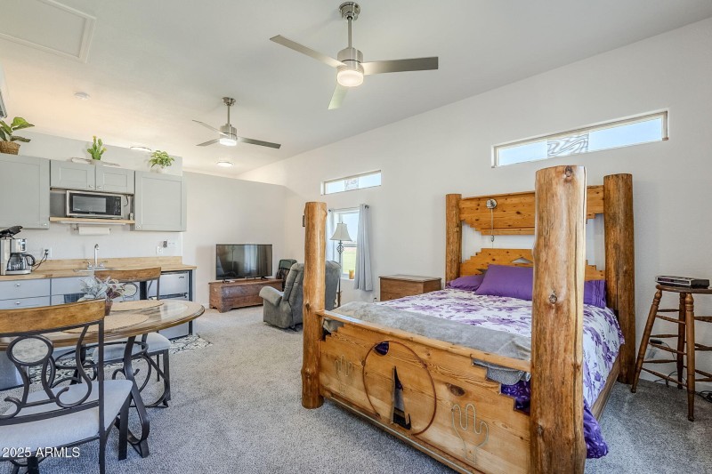 54-web-or-mls-Lauren-39