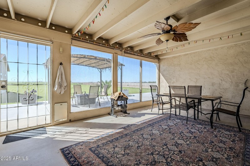 67-web-or-mls-Lauren-52