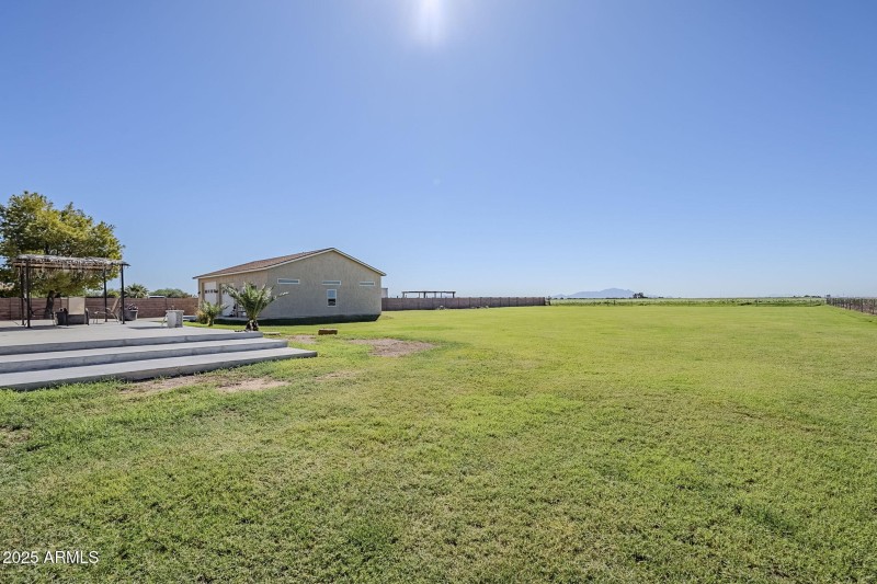 70-web-or-mls-Lauren-55