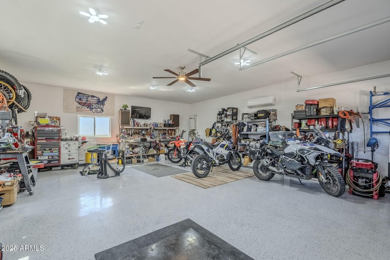 79-web-or-mls-Lauren-64