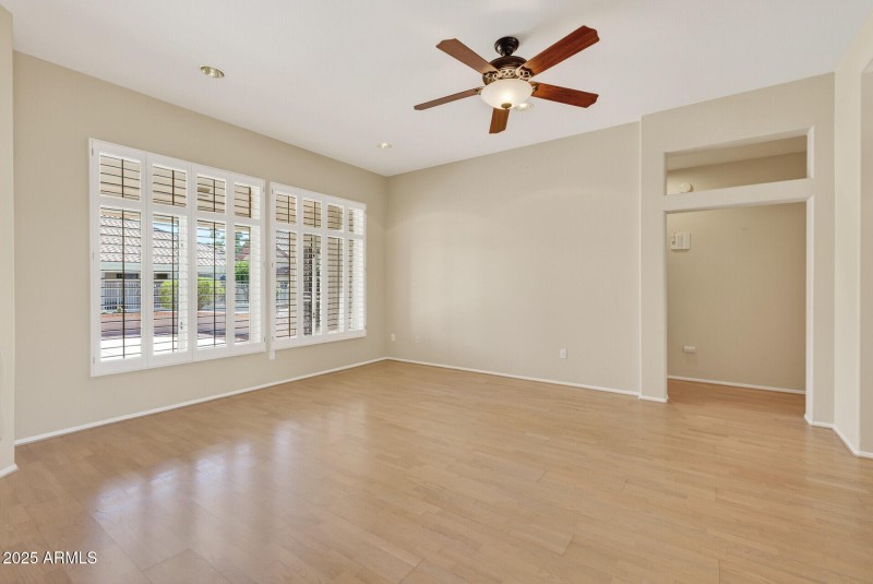 Plantation shutters
