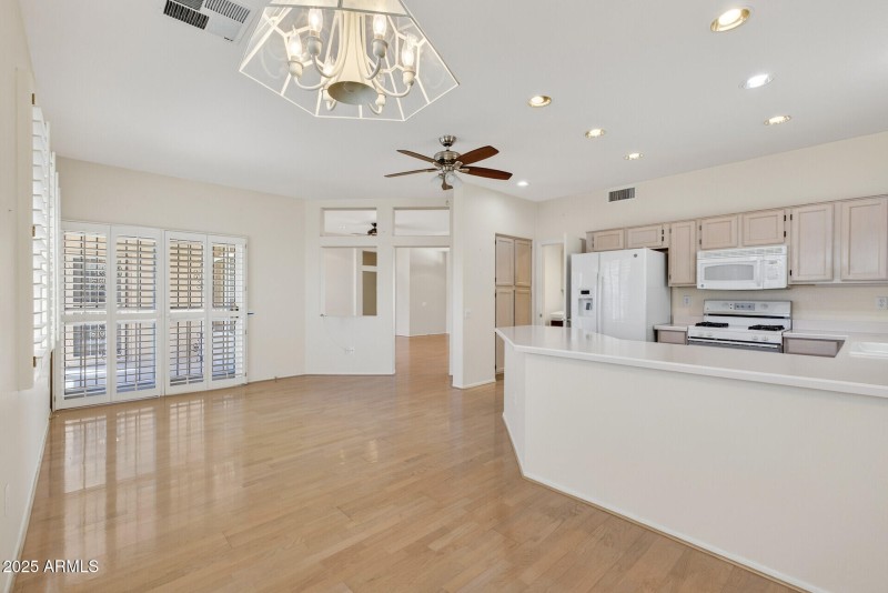 Open Kitchen