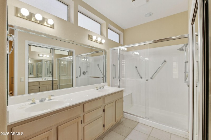 Primary bath