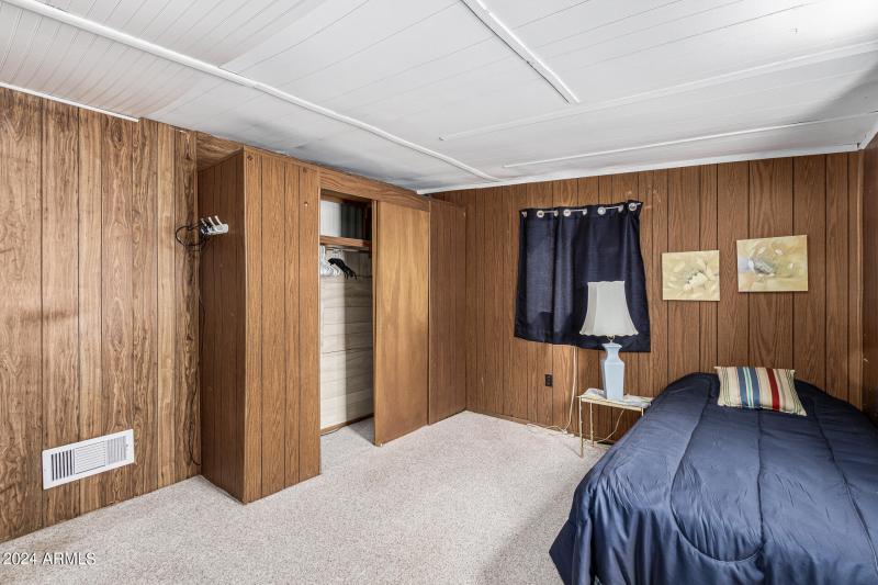 VERY SPACIOUS 2ND BEDROOM