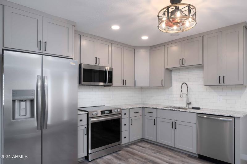 Custom Kitchen with Granite Countertops