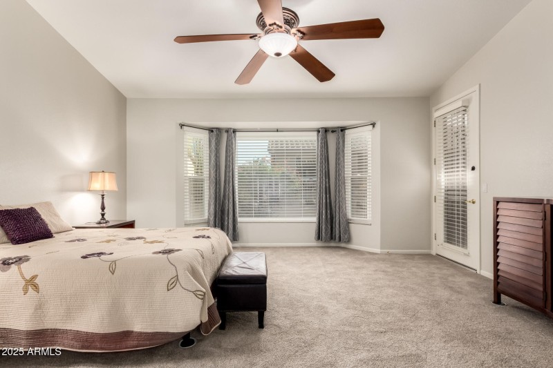 8807 E SAGUARO BLOSSOM RD