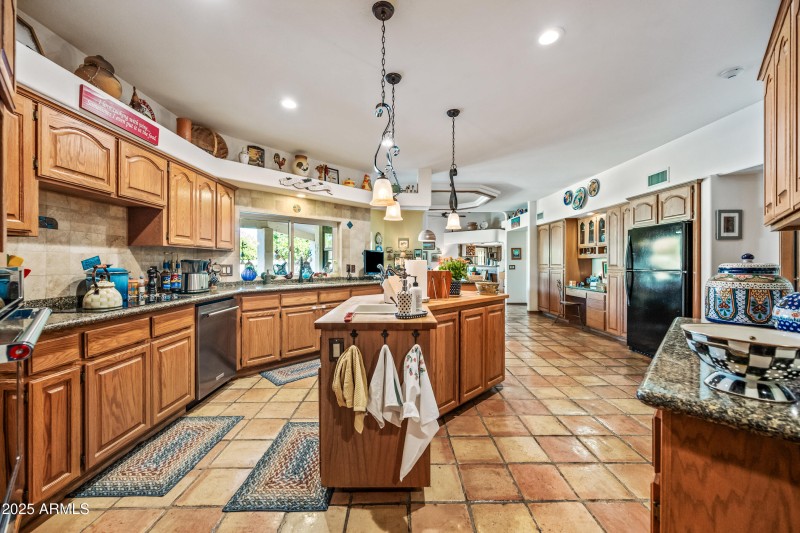 Large Kitchen