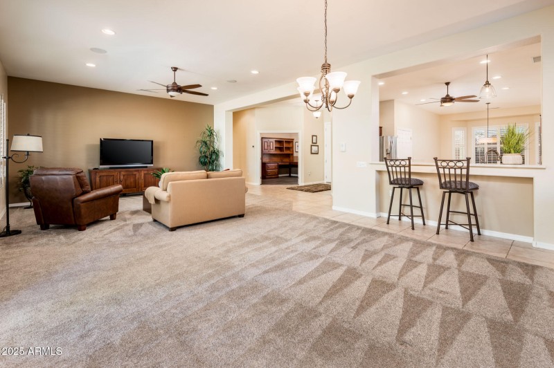 Dining / Living Room