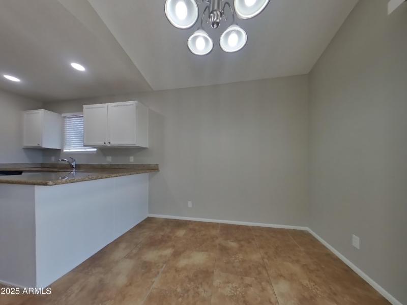 5_pc_Kcr4Ww4MwE_r2Y8aloFlM_layout_1