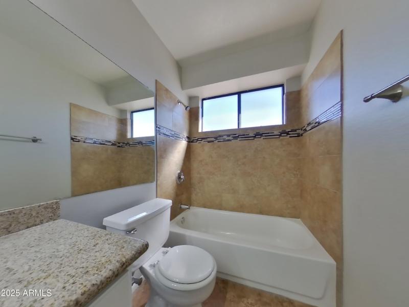 18_pc_bco7hzDYB1_2Dq6Rz01Ar_layout_1