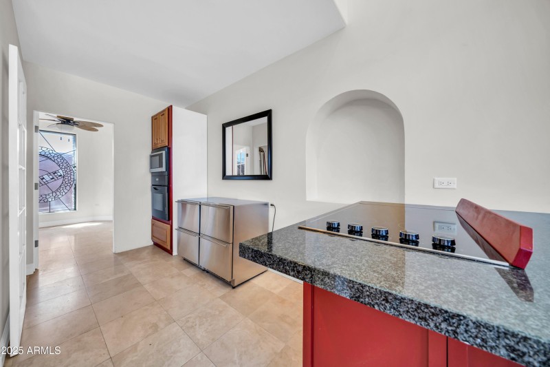 1450 E Royal Palm Rd-25