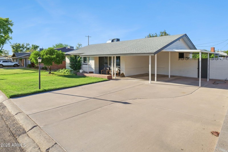 2-web-or-mls-1816-e-colter-st