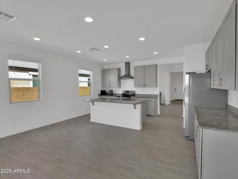 13-1707 W Hopi Dr-13