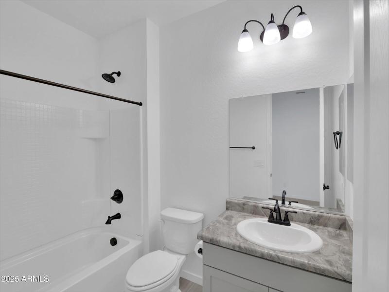 28-1707 W Hopi Dr-28