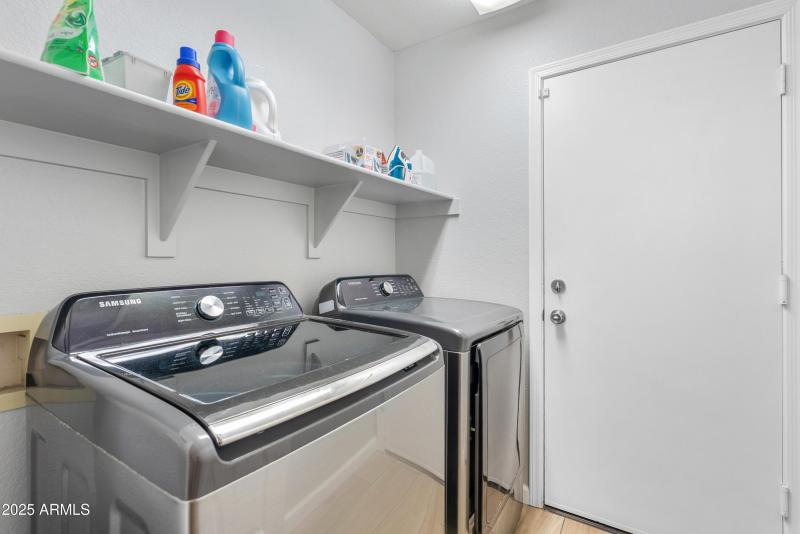 12312 W Edgemont AVE