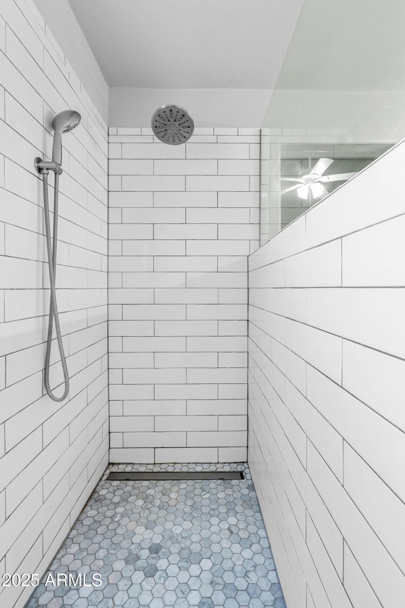 12312 W Edgemont AVE