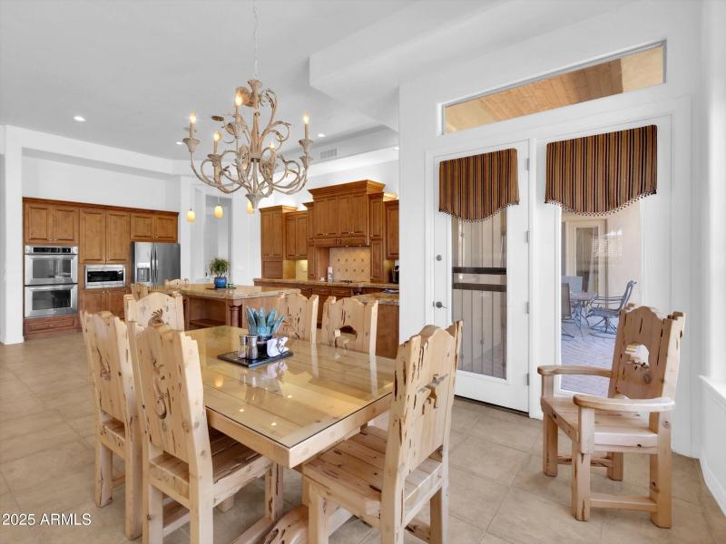 053-2732 E Friess Drive-53