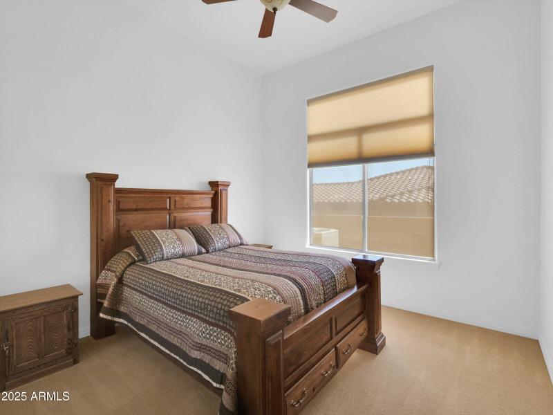 037-2732 E Friess Drive-37