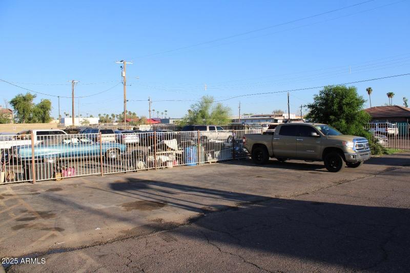 WhatsApp Image 2025-10-01 at 14.03.54_8c