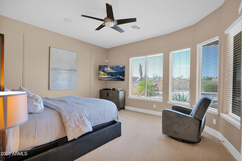 21-web-or-mls-P1303742