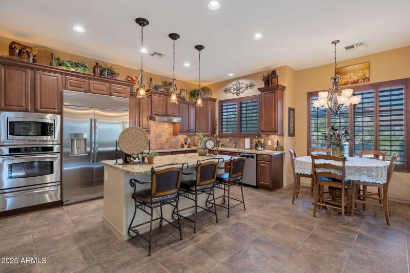 10-web-or-mls-Qp-2483