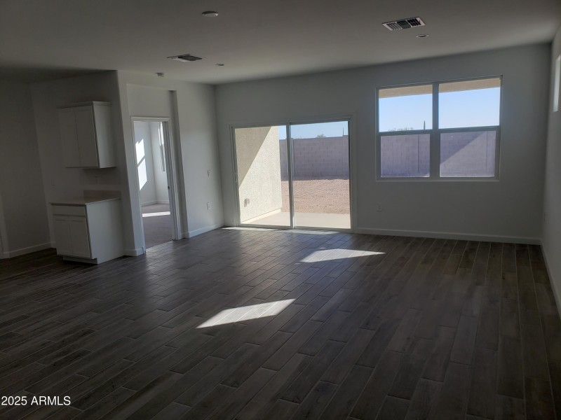 EDO Lot 83 Great Room Cont.