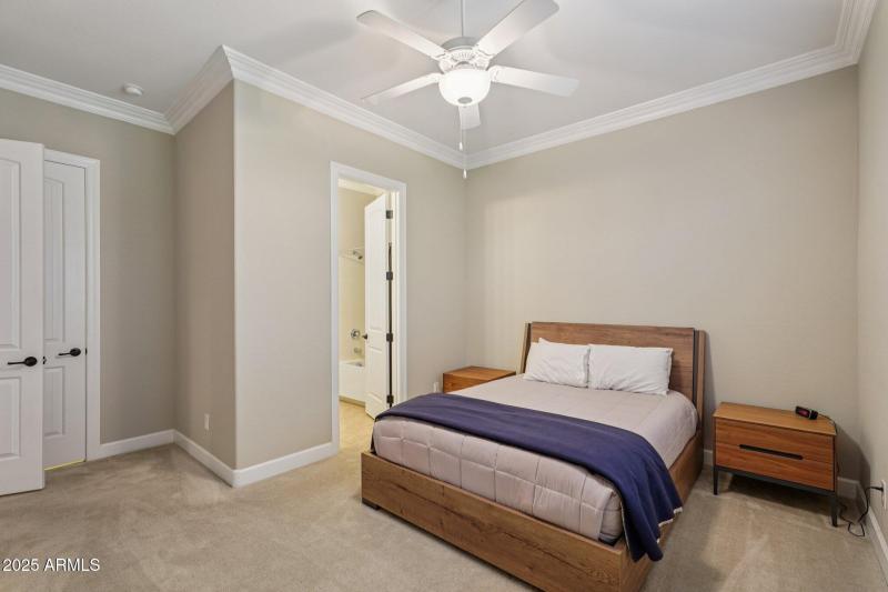 44-web-or-mls-W Georgia Ave-S0210-044