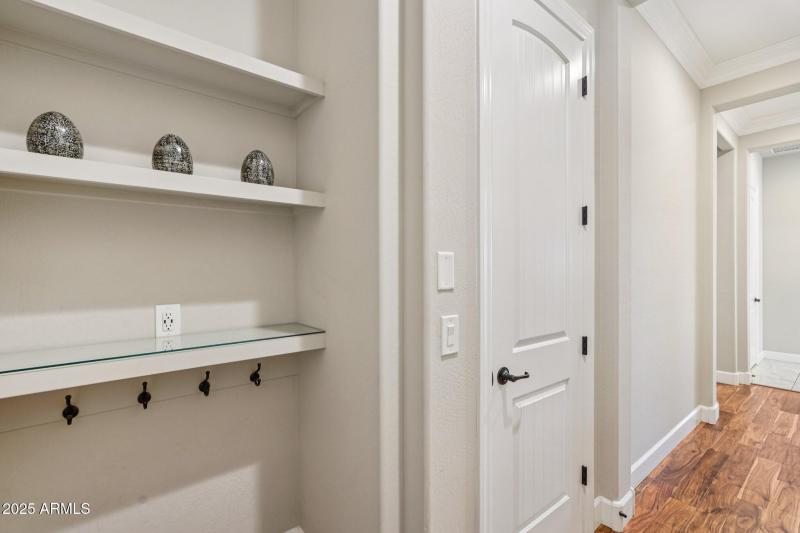 46-web-or-mls-W Georgia Ave-S0210-046