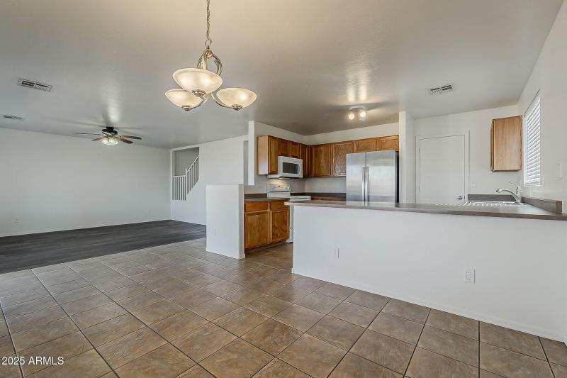 15-web-or-mls-Lush Vista-15