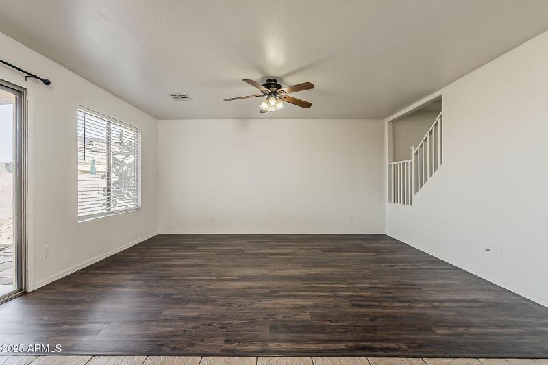 24-web-or-mls-Lush Vista-24