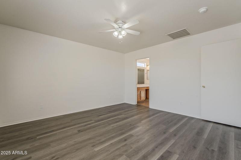 37-web-or-mls-Lush Vista-37