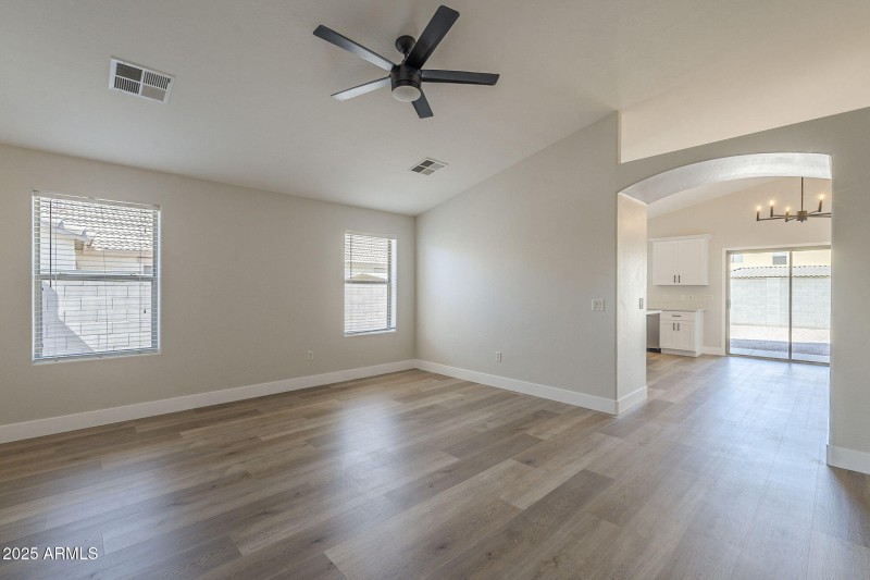 6-web-or-mls-Carson-6