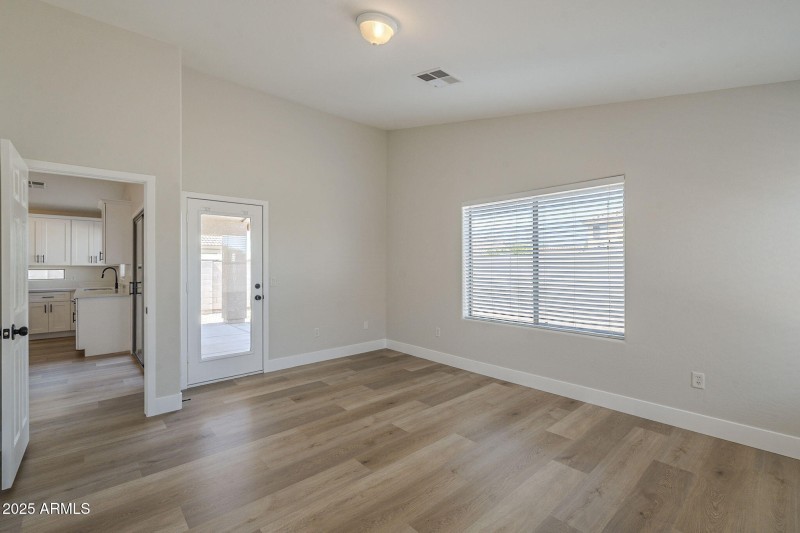 18-web-or-mls-Carson-18