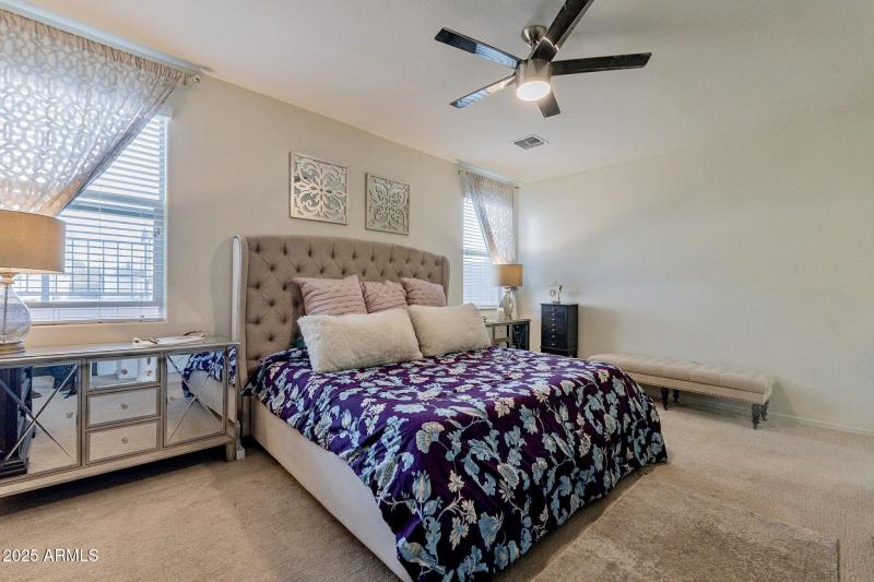 25-web-or-mls-163rd-25